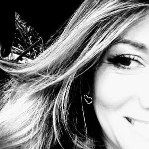 Meet your Posher, Erlys